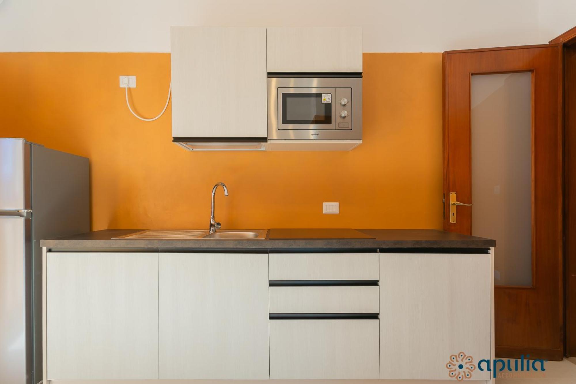 Einaudi Guesthouse By Apulia Accommodation 바리 외부 사진